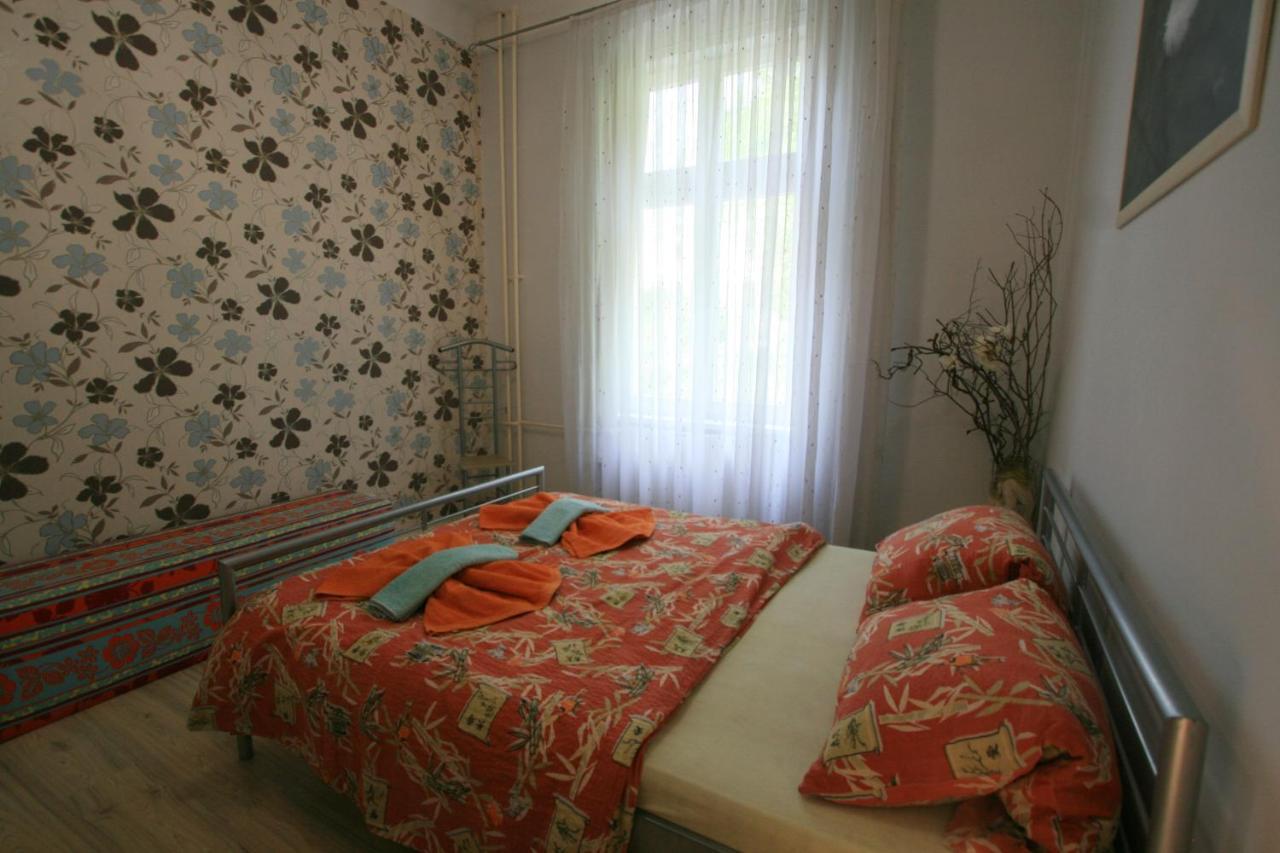 Apartment No 21 - I P Pavlova 34 Карловы Вары Экстерьер фото